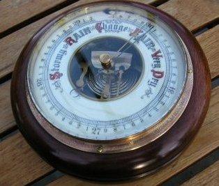 P9180001.jpg - A very good quality wall Barograph, that hit the floor! Stripped, & straightened with a new glass.