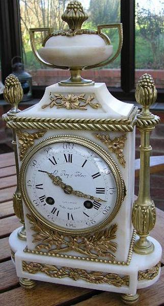 P2070001.jpg - A very nice French timepiece of Marble & Brass.  Received as a derelict project.  Now restored to full reliable working order.