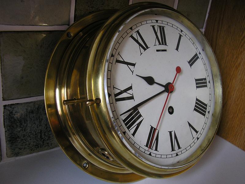 P5020004.JPG - A genuine Marine Clock 'Astral' Movement. Cleaned & polished back to life